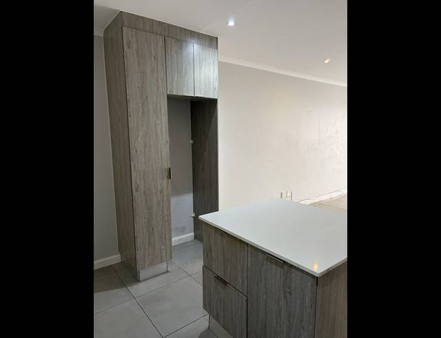 2 BEDROOM APARTMENT TO LET IN MORNINGSIDE